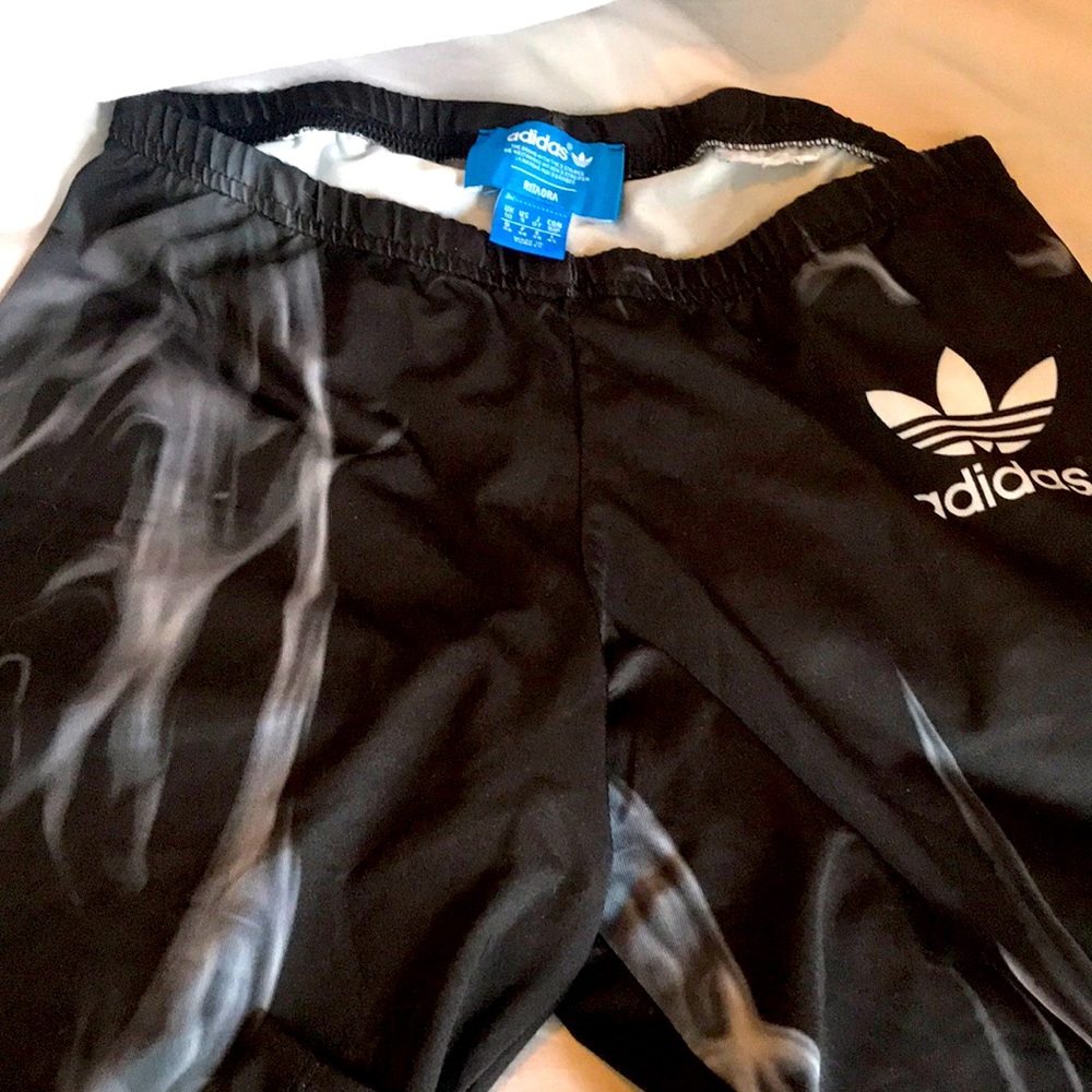 Adidas leggings
